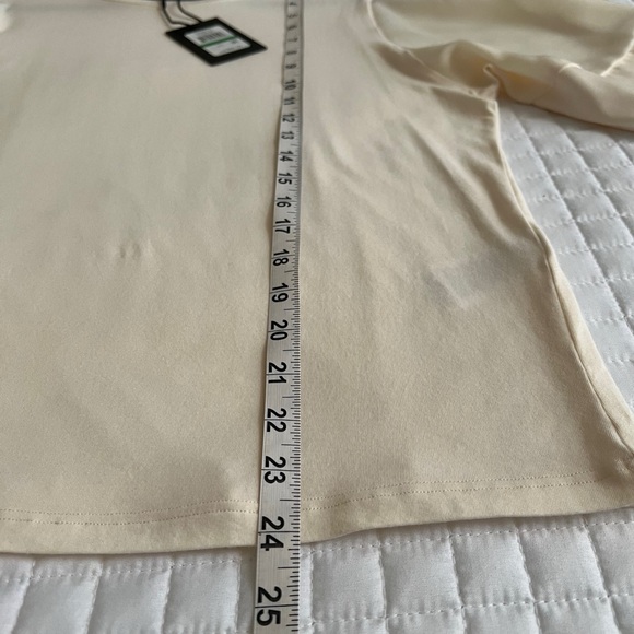 DKNY Elbow Sleeve Knit Top Size Large - Picture 8 of 9